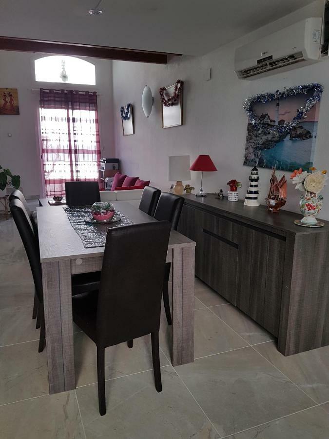 הוילה Maison De Vacances A Empuriabrava "Oasis" מראה חיצוני תמונה